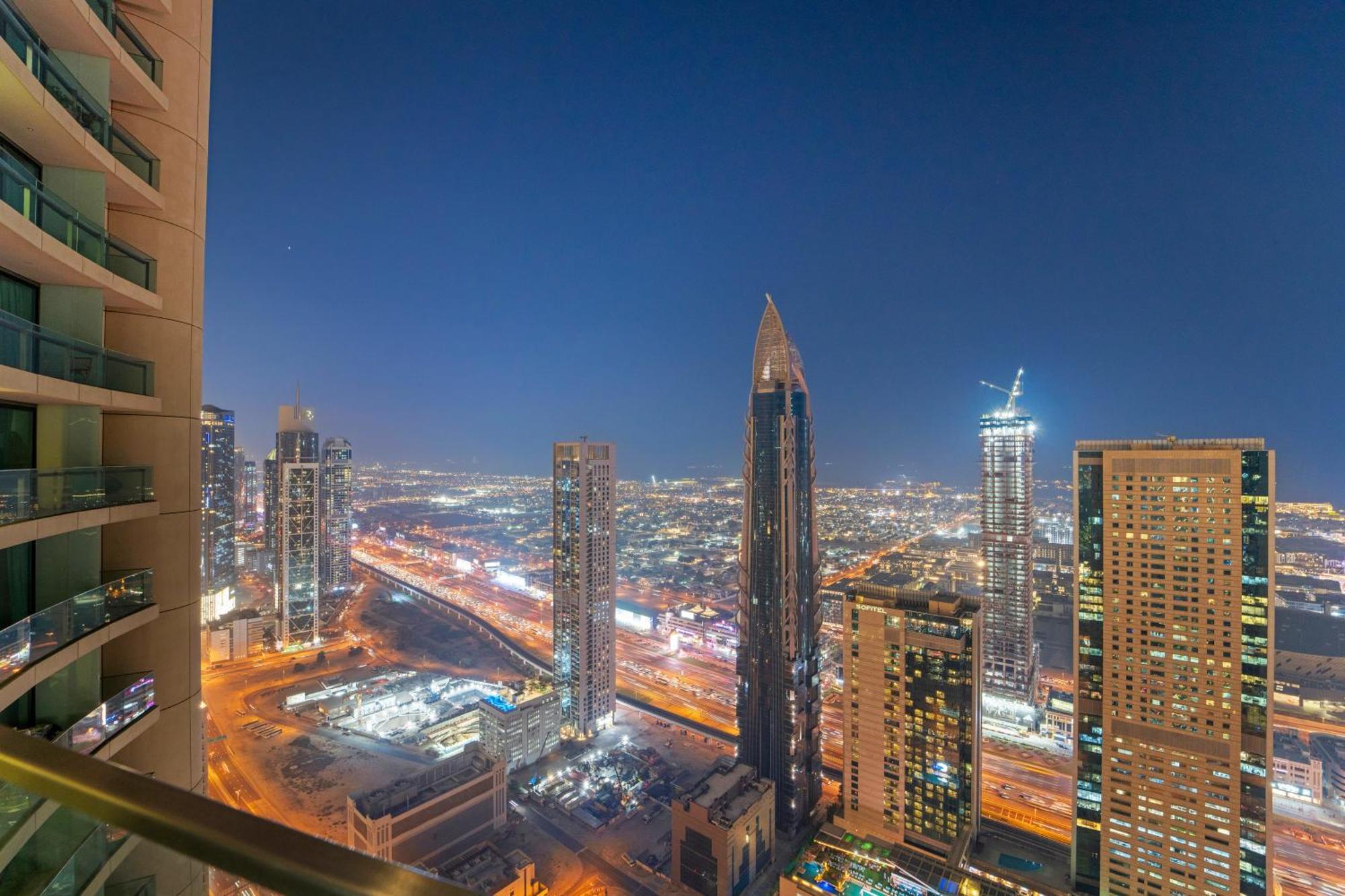 First Class 2Br With Full Dubai Skyline & Sea View Экстерьер фото